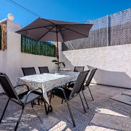Grecia Villa